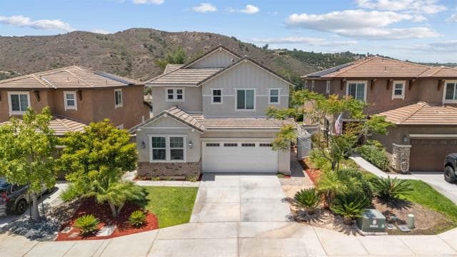 35664 Asturian Way, Fallbrook, Active - Home for Sale