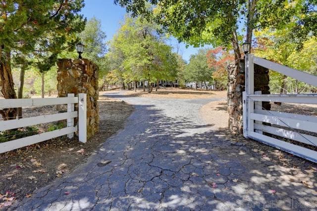 4402 Pine Hills Rd, Julian, Active - Home for Sale