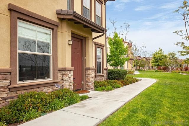 6635 Canopy Ridge, San Diego, Active - Home for Sale
