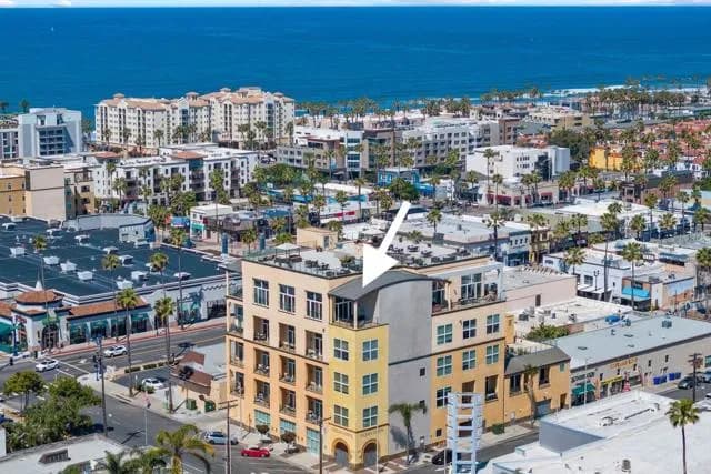550 Seagaze Dr, Oceanside, Active - Home for Sale