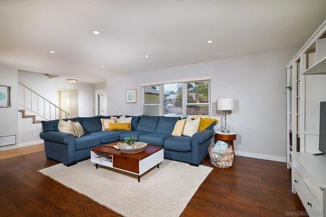 15019 Amso St, Poway, Active - Home for Sale