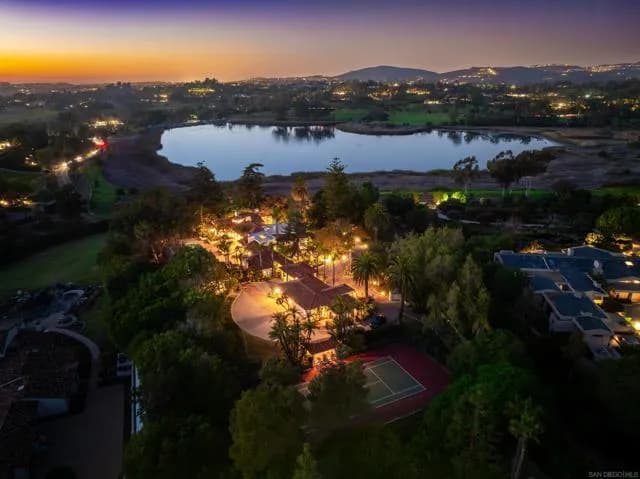 6525 Lago Lindo, Rancho Santa Fe, Active - Home for Sale
