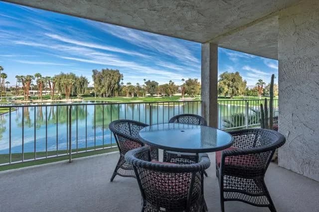 910 Island Dr, Rancho Mirage, Active - Home for Sale