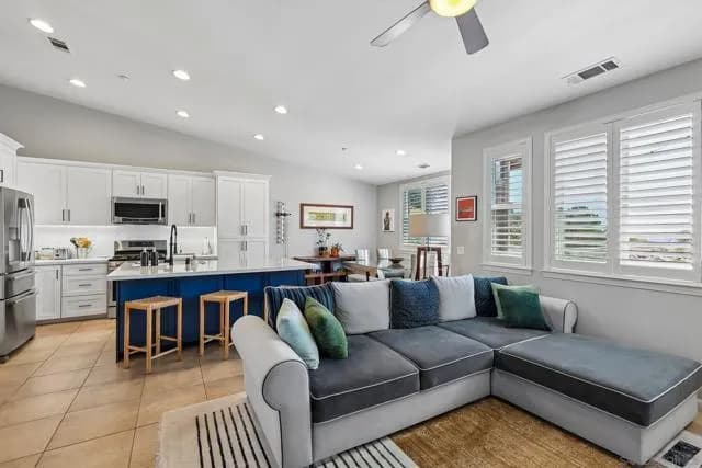 3156 Harbor Ridge Ln, San Diego, Active - Home for Sale
