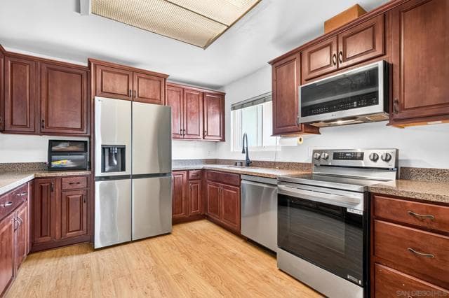 423 5th St, Ramona, Active - Home for Sale