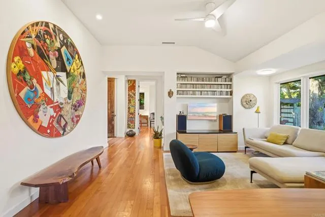 1751 Eolus Ave, Encinitas, Active - Home for Sale