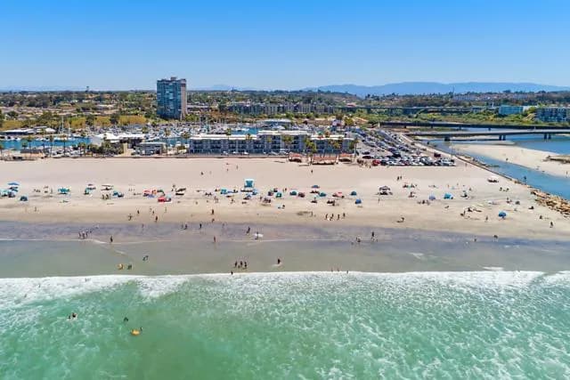 1202 N Pacific St, Oceanside, Active - Home for Sale
