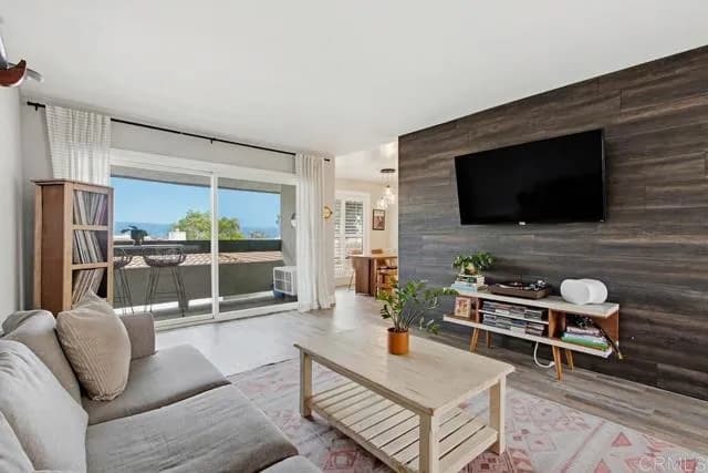 2306 Altisma Way, Carlsbad, Active - Home for Sale