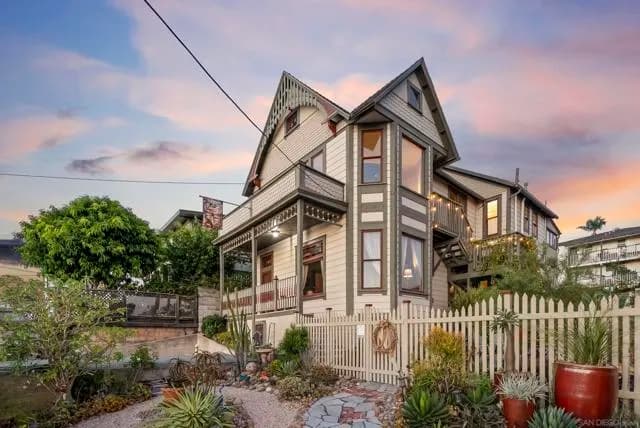 2163 Brant St, San Diego, Active - Home for Sale