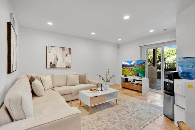 7545 Charmant Dr, San Diego, Active - Home for Sale