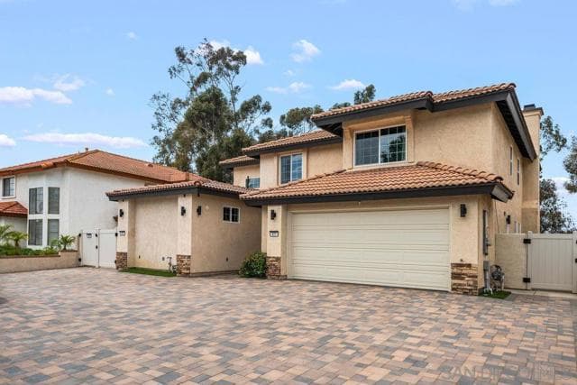 971 E J St, Chula Vista, Active - Home for Sale