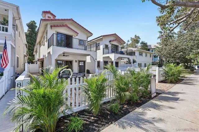 838 C Ave, Coronado, Active - Home for Sale