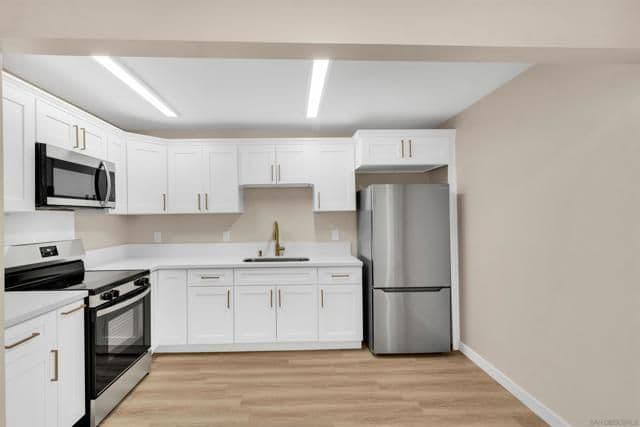 4460 Delta St, San Diego, Active - Home for Sale