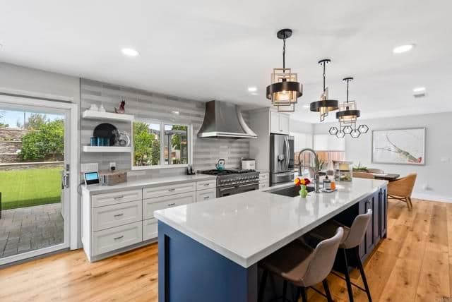 1504 Valleda Ln, Encinitas, Active - Home for Sale