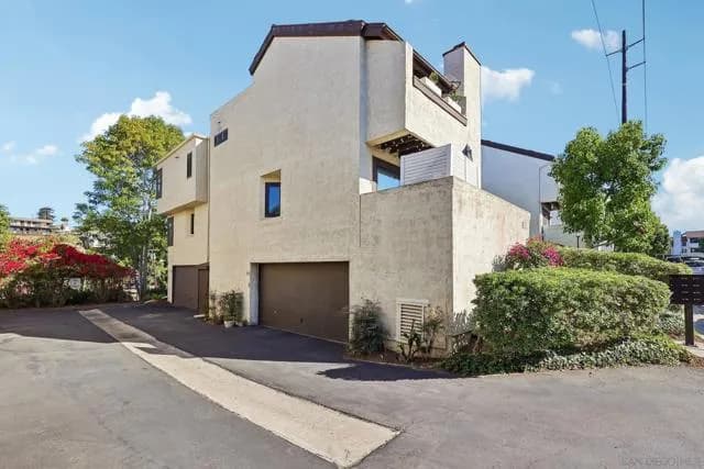 2275 Caminito Pajarito, San Diego, Active - Home for Sale
