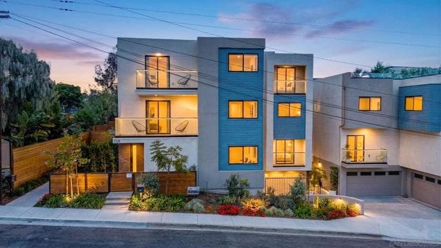 2124 San Clemente St, San Diego, Active - Home for Sale
