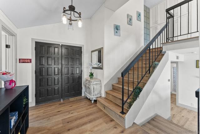 10111 Cliffwood Dr, La Mesa, Active - Home for Sale