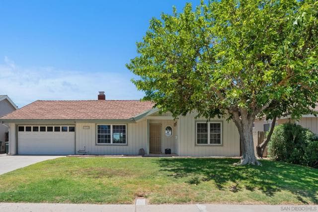 13718 Ahwahnee, Poway, Active - Home for Sale
