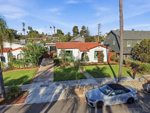 4664 Biona Dr, San Diego, Active - Home for Sale