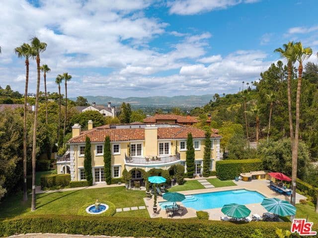 13935 Durham Rd, Beverly Hills, Active - Home for Sale