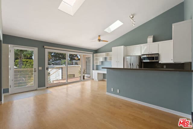 2216 4th St, Santa Monica, Active - Home for Sale