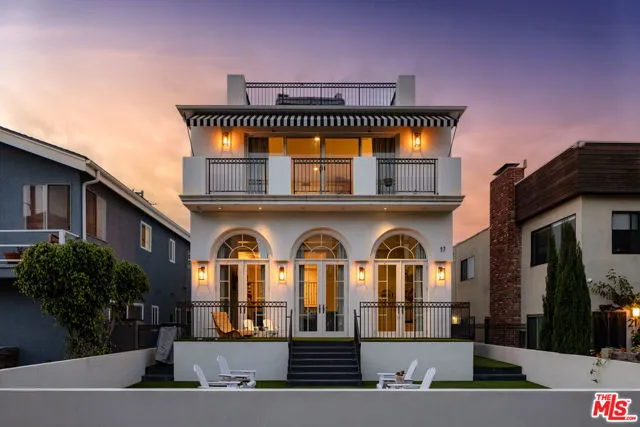 17 Privateer St, Marina Del Rey, Active - Home for Sale