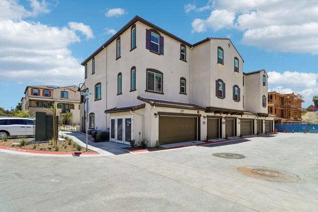 565 Pacifica Dr, Oceanside, Active - Home for Sale