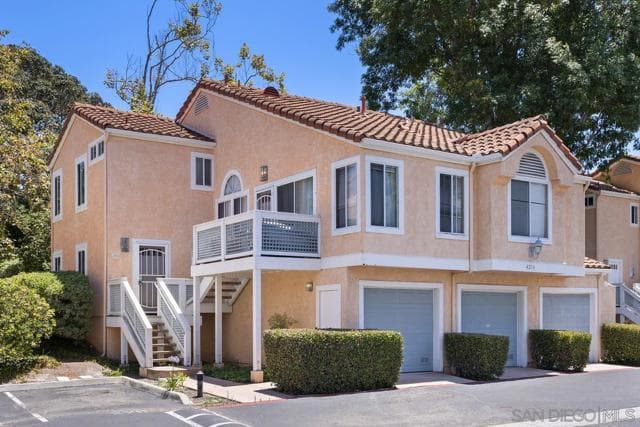 4216 Vista Panorama Way, Oceanside, Active - Home for Sale