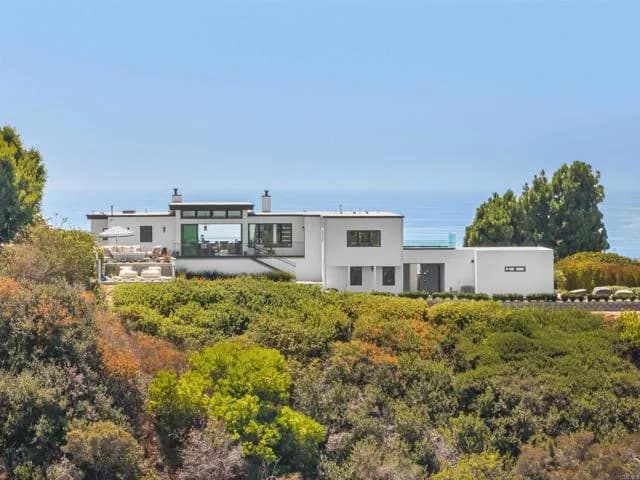 1110 Solana Dr, Del Mar, Active - Home for Sale