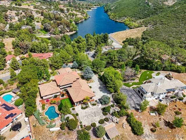 3725 Via Cielo Azul, Alpine, Active - Home for Sale