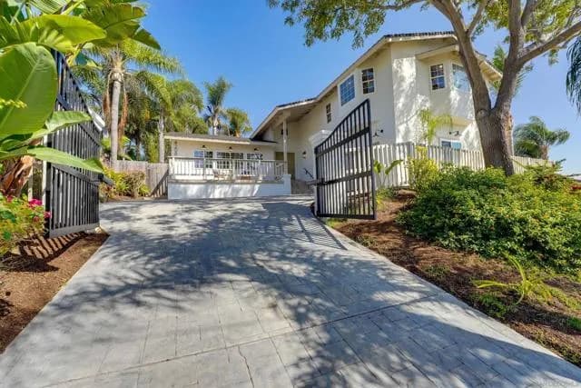 4208 Park Dr, Carlsbad, Active - Home for Sale