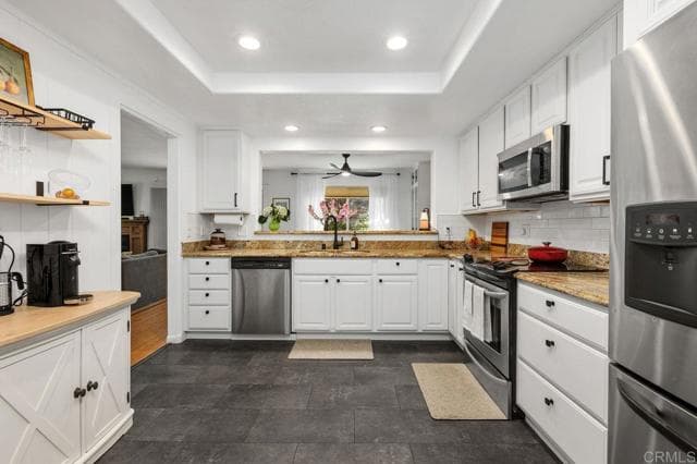 6551 Calle Valperizo, Carlsbad, Active - Home for Sale