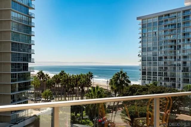 1810 Avenida Del Mundo, Coronado, Active - Home for Sale