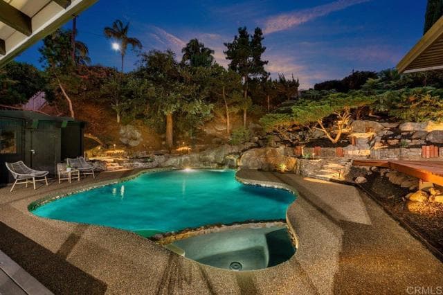 667 Crescent Ln, Vista, Active - Home for Sale