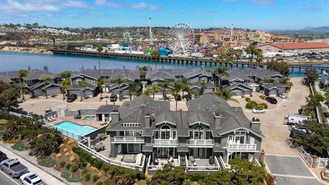 2921 Sandy Pointe, Del Mar, Active - Home for Sale