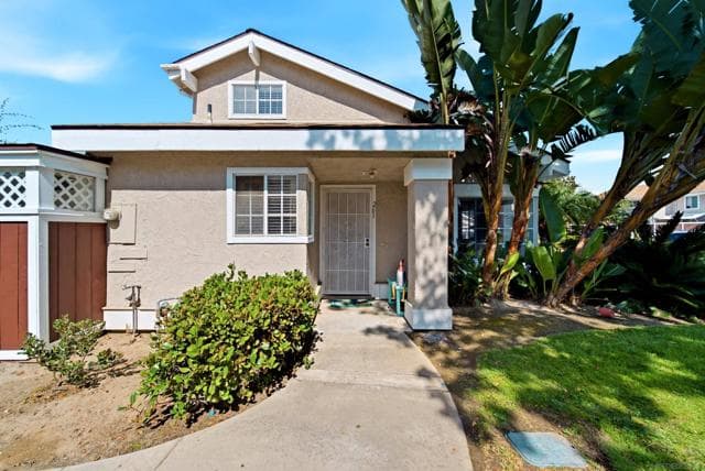 261 Riverview Way, Oceanside, Active - Home for Sale