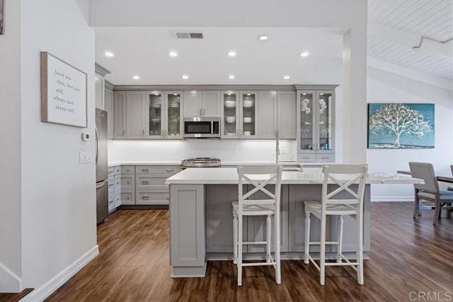 2842 Luciernaga St, Carlsbad, Active - Home for Sale