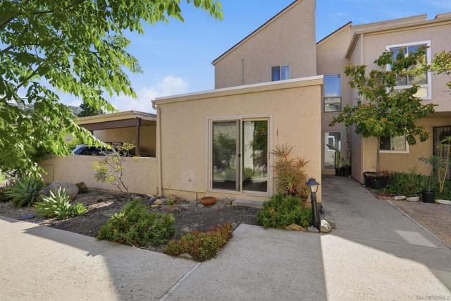 23660 Country Villa Rd, Ramona, Active - Home for Sale