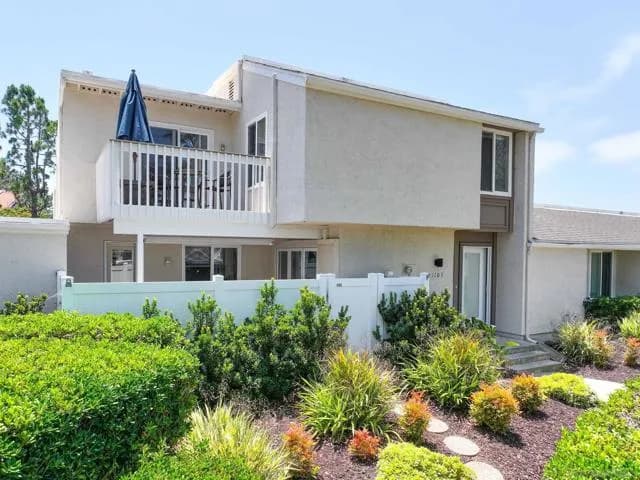 1103 Woodlake Dr, Encinitas, Active - Home for Sale