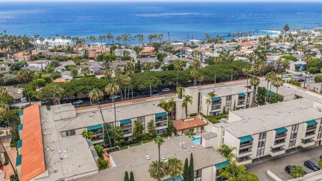 6455 La Jolla Blvd, La Jolla, Active - Home for Sale