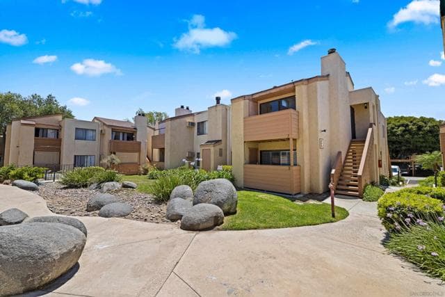 2920 Briarwood Rd, Bonita, Active - Home for Sale