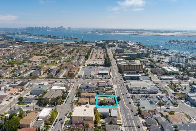 3046 Nimitz Blvd, San Diego, Active - Home for Sale