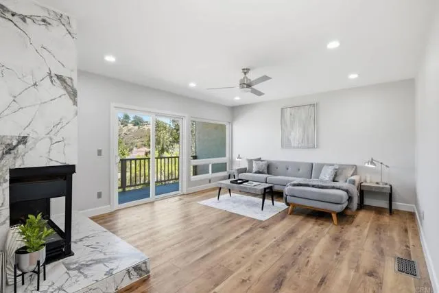 3192 Via De Caballo, Encinitas, Active - Home for Sale