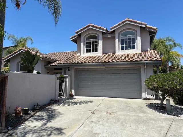 653 Cantara Ln, Vista, Active - Home for Sale