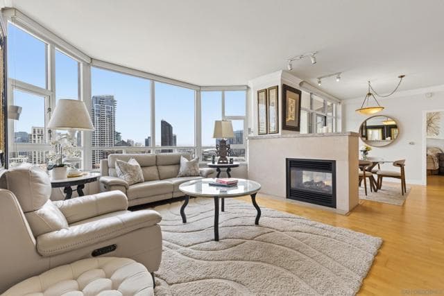 700 W Harbor Dr, San Diego, Active - Home for Sale