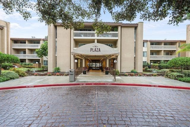 4600 Lamont St, San Diego, Active - Home for Sale