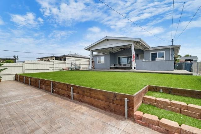 2585 Deauville St, San Diego, Active - Home for Sale