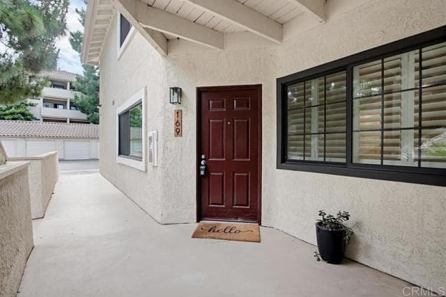 3521 Paseo De Elenita, Oceanside, Active - Home for Sale