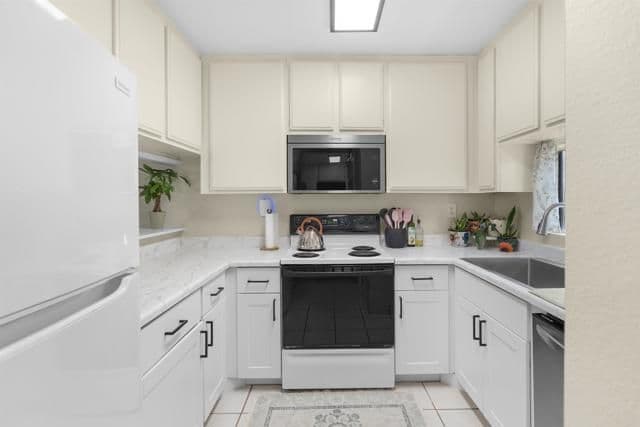 7940 University Ave, La Mesa, Active - Home for Sale