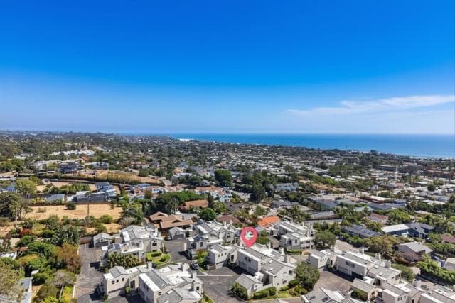 957 Hygeia Ave, Encinitas, Active - Home for Sale